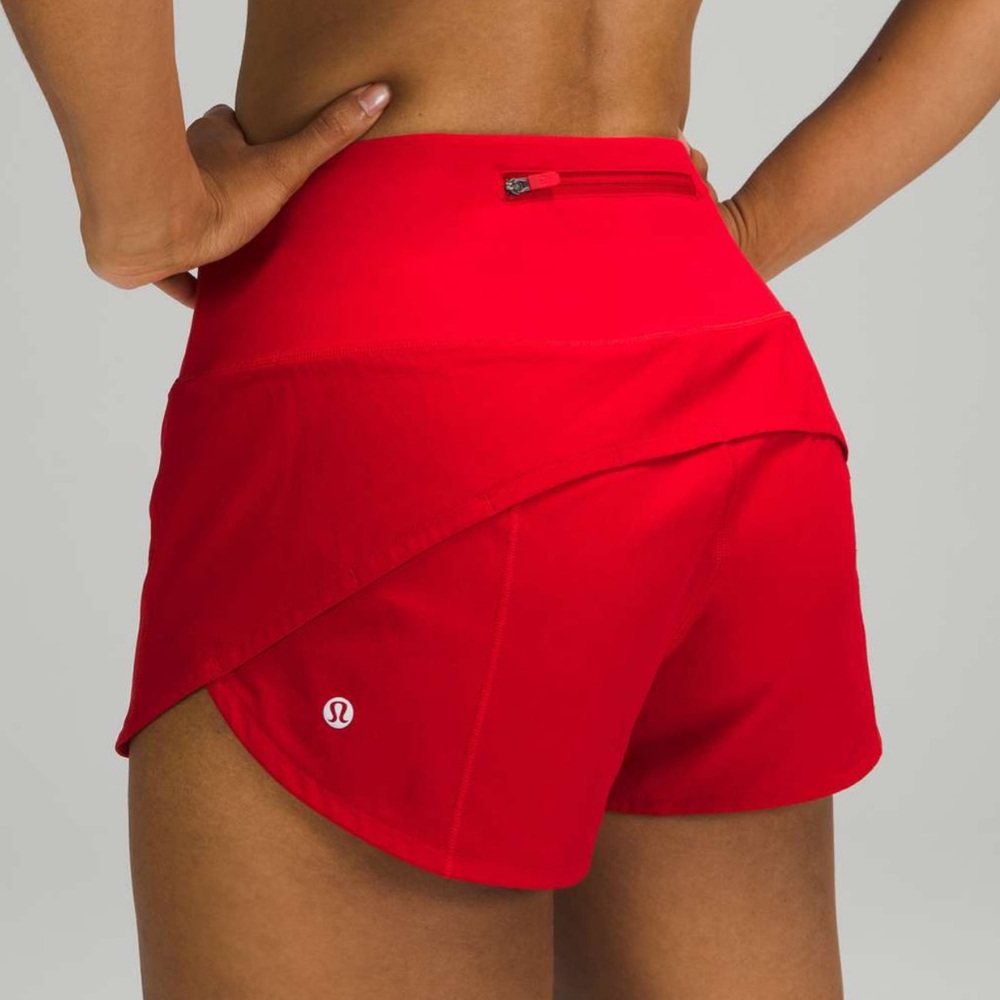 Lululemon Speed Up High-Rise Short 2.5"
Dark Red